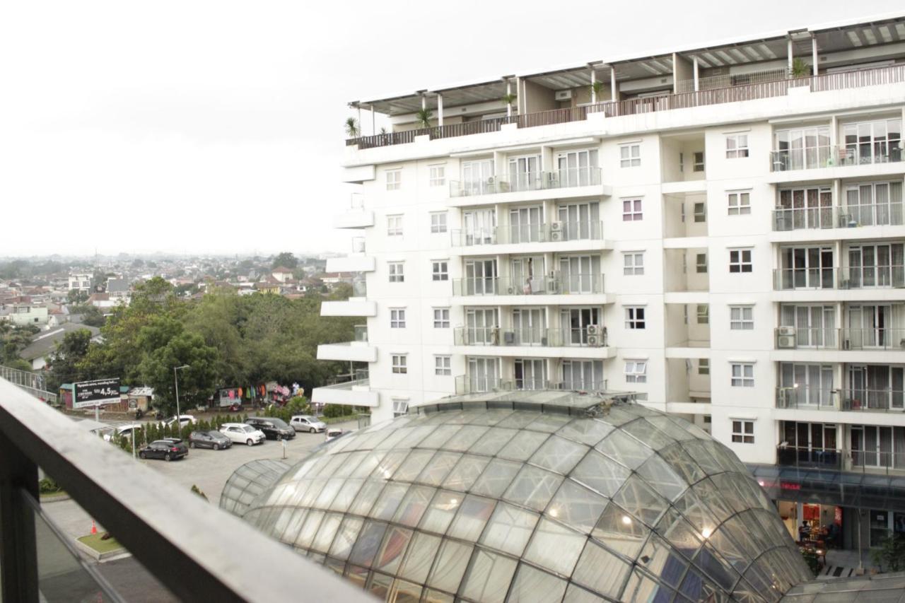 Spacious At Gateway Pasteur Near Exit Toll Pasteur By Travelio Apartemen Bandung